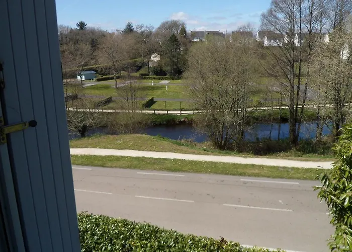 Riverside Bed And Breakfast