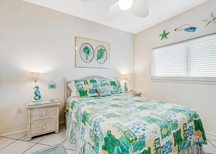 Beachy Beaut At Emerald Isle