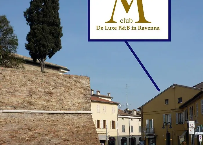M Club De Luxe B&B Ravena