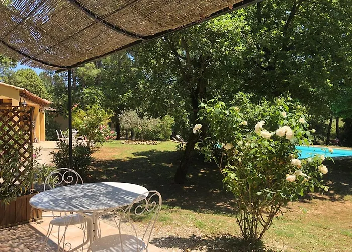 Le Clos des Cigales Roussillon en Isere
