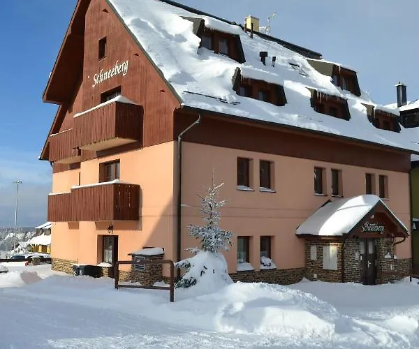 Schneeberg Apartmany Boží Dar