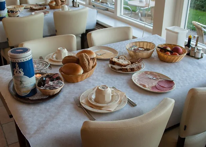 Hotel Bos En Duinzicht Nes 