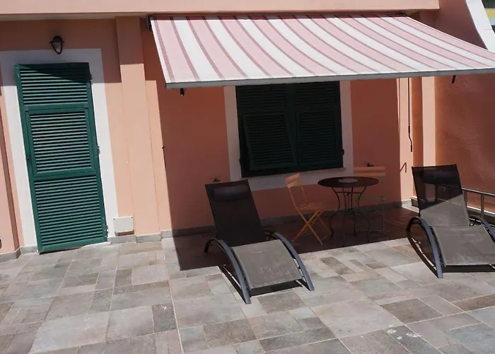 Hotel Bed&Bluup Savona