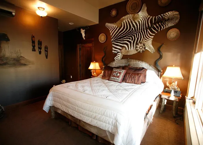 Swan River Inn