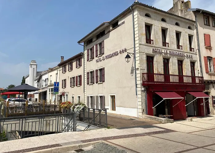 Hotel Le Miredames Castres 