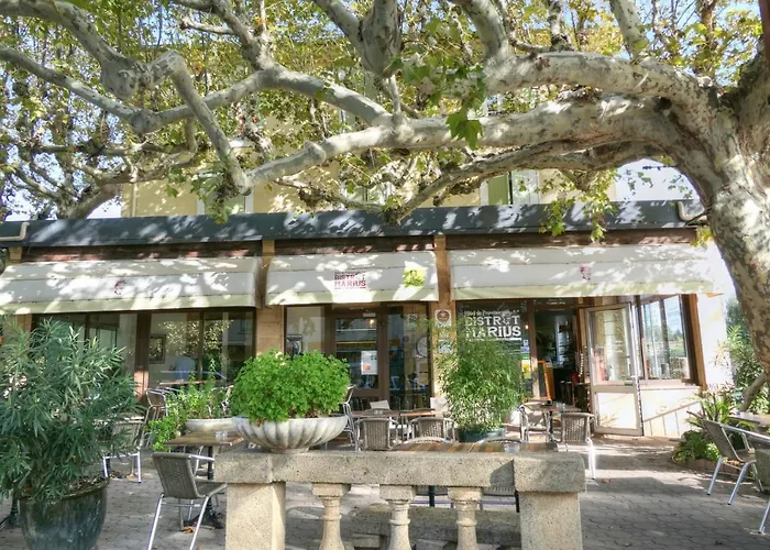 Logis hôtel restaurant de Provence