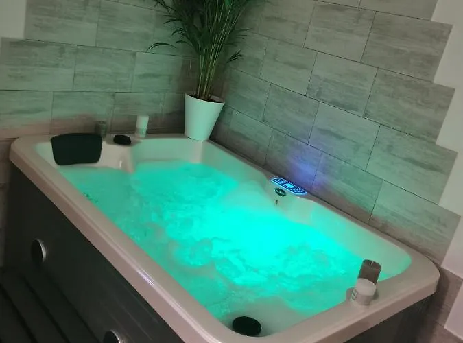 Jacuhomespa13 Vitrolles 