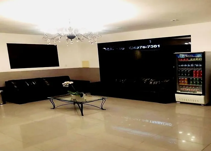 David Plaza Hotel