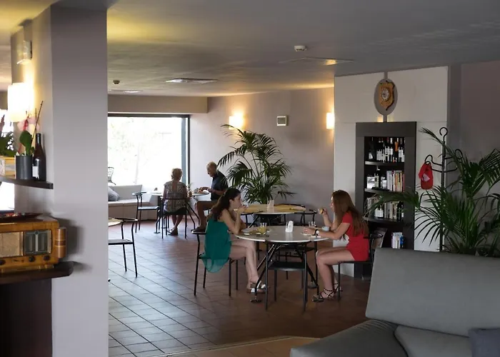 Alba Hotel