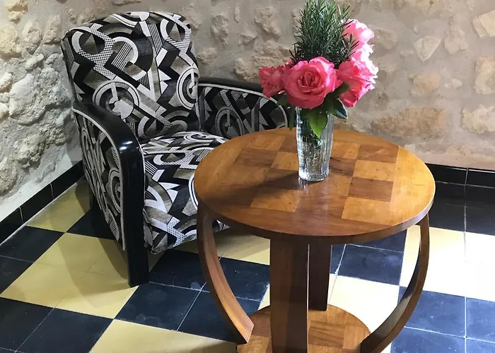 Hostellerie de la Tour Fontvieille