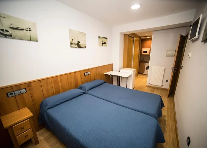 Hostal Caballeros Soria