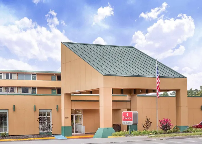 Ramada By Wyndham Roanoke