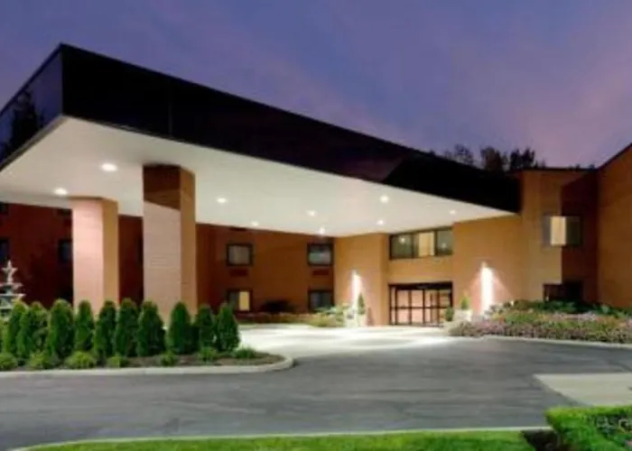 Holiday Inn Express Mentor Banquet Center By Ihg
