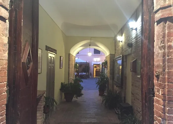 Hotel Fioriti