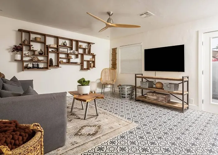 The Cottage At Scottsdale Bungalows