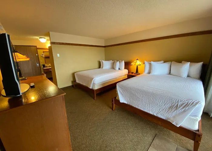 Beachcombers Inn
