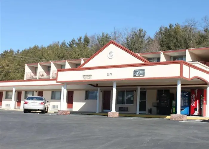 Greene Motel Boone