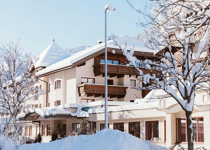 Gartenhotel Linde 4 Sterne Superior Ried im Oberinntal