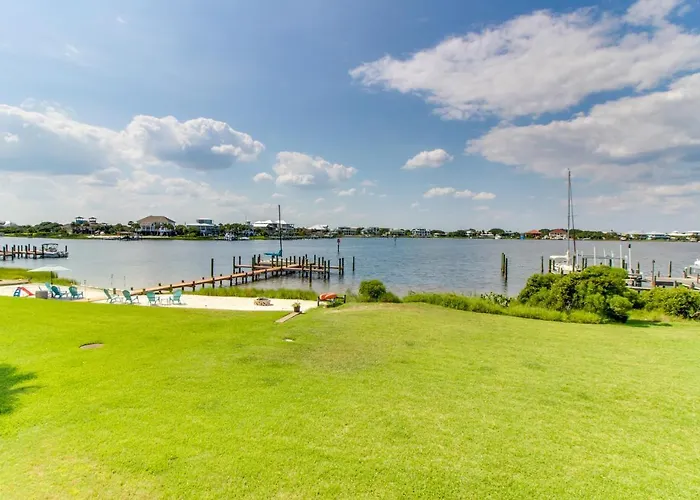 Treehouse Townhome Pensacola Beach