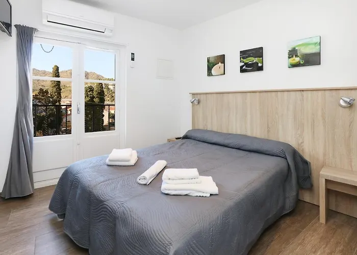Hotel Arago Cerbère