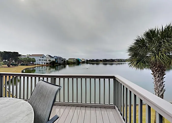 Litchfield By The Sea