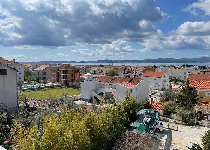 Rooms And Apartments Ana Zadar