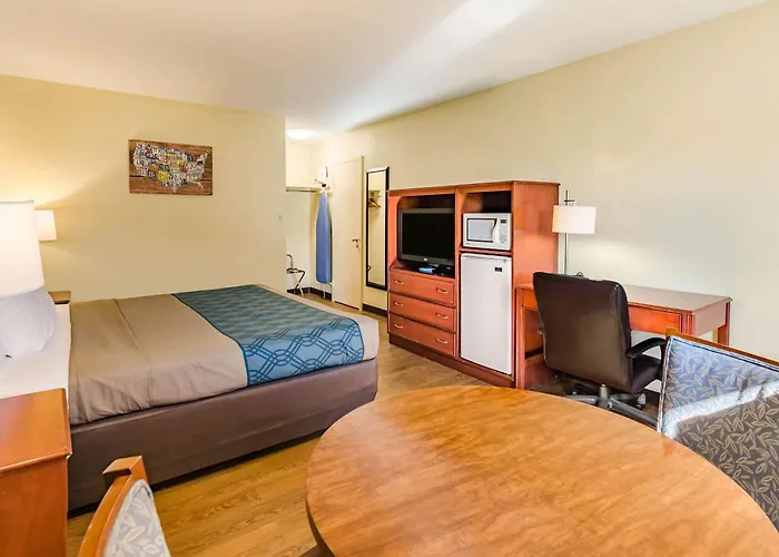 Econo Lodge Lexington Downtown Near I-81