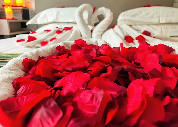 Hotel Montbriand Antony - Ancien Alixia
