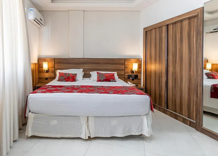 Hotel Ilha Da Madeira Balneário Camboriú