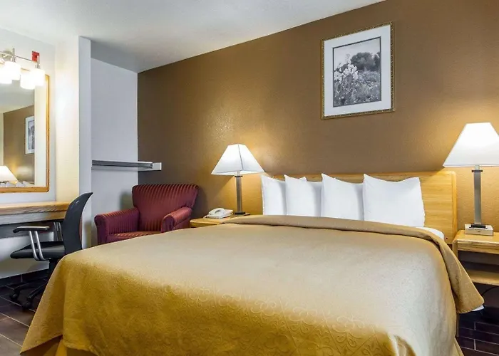Quality Inn Oakland Airport