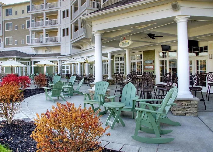 Watkins Glen Harbor Hotel
