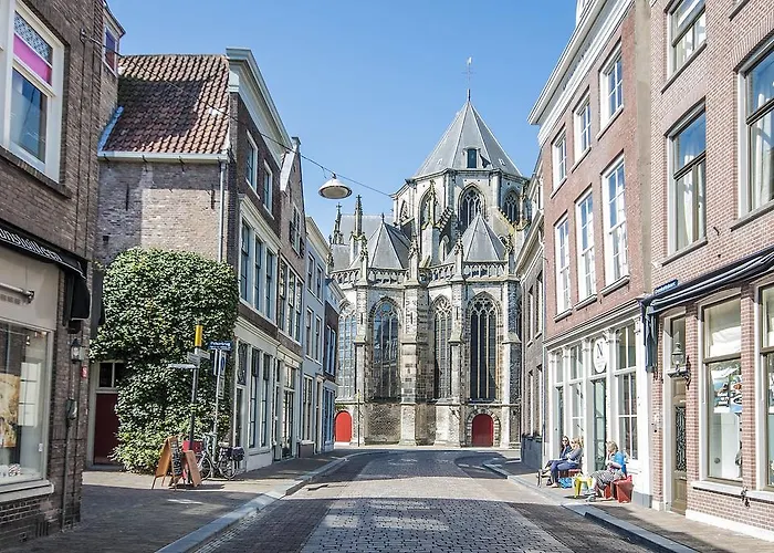 Blom aan de Gracht Bed and Breakfast Dordrecht