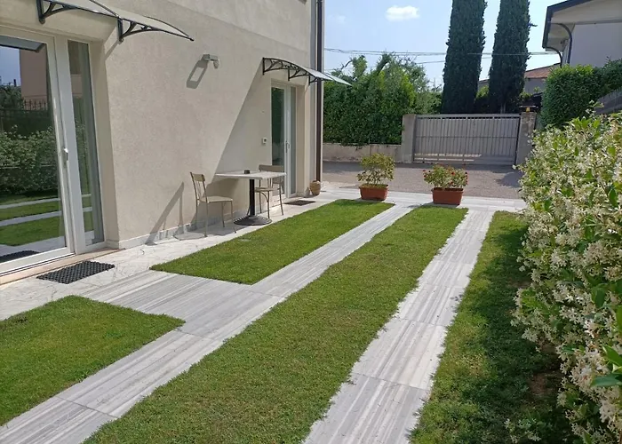 Garda Guest House