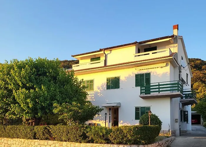 Apartmani Mira