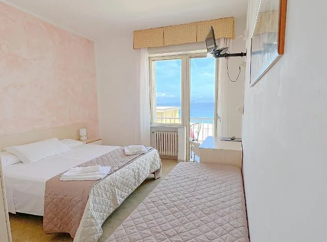 Hotel Ambassador Laigueglia