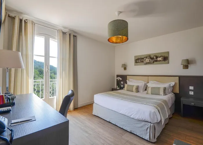Hotel & Restaurant Les 3 Barbus Anduze