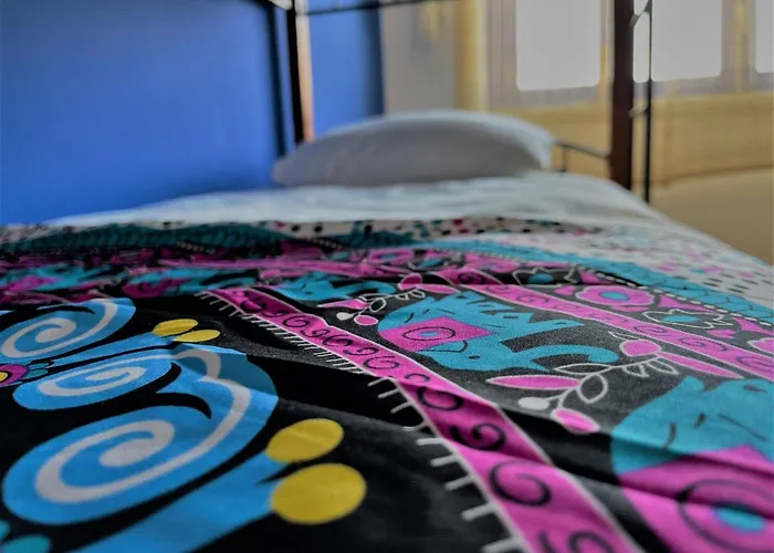 Ateliersurf29 Guest House Almada