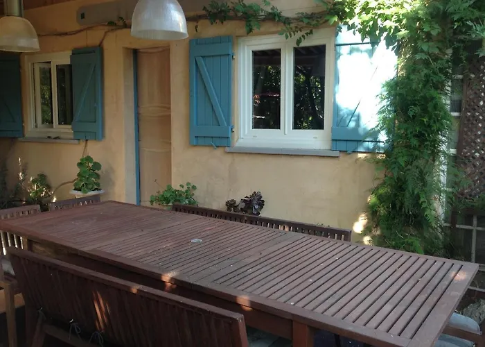 Hotel A L'Ombre Du Cedre à Hyères