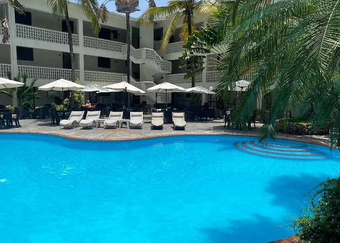 Acuarium Suite Resort La Viva