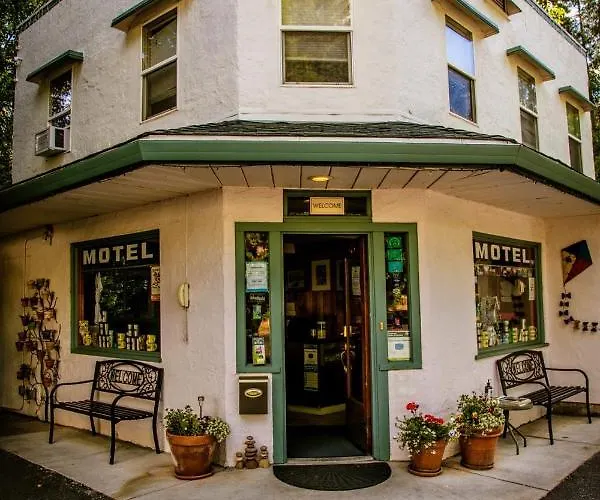 Outside Inn