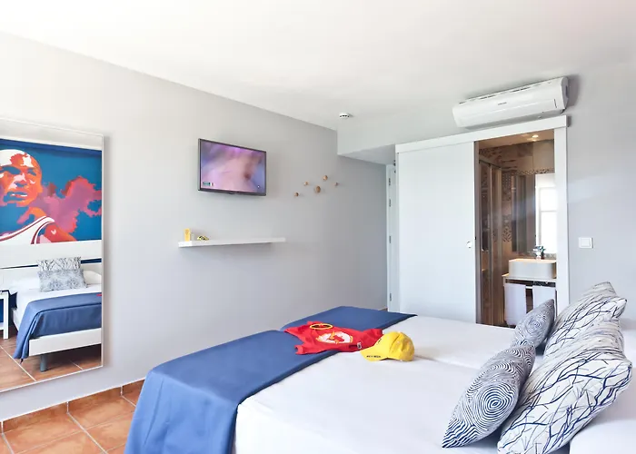 Hotel Ryans La Marina (Adults Only) Ibiza città