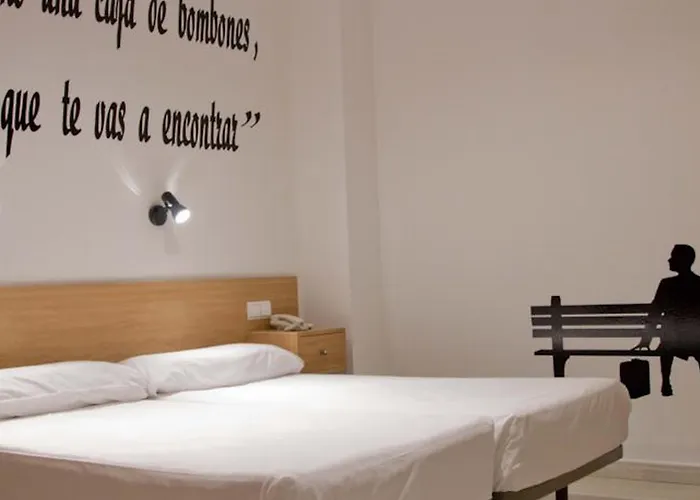 Casual Del Cine Valencia By Casual Hoteles