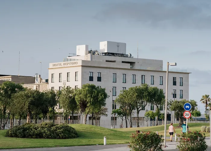 Hotel Neptuno Playa & Spa Valence