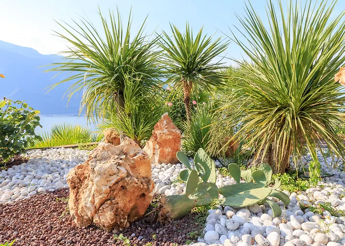 Limone sul Garda Hotels