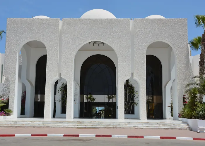 Royal Garden Palace - Families And Couples Midoun