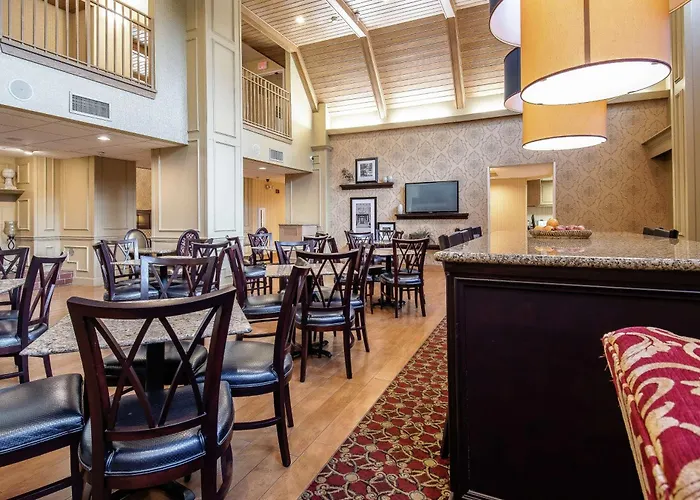 Hampton Inn & Suites Williamsburg-Richmond Road