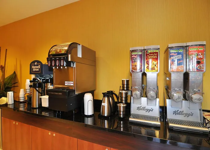 Best Western Plus Fresno Inn