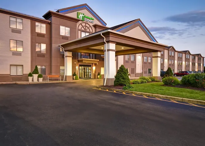 Holiday Inn Express Newport North - Middletown By Ihg