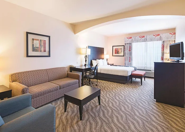 La Quinta By Wyndham Glen Rose