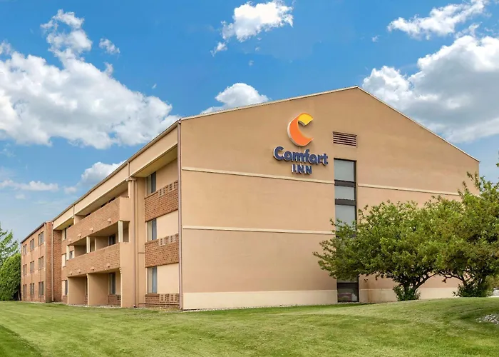 Comfort Inn Lansing West